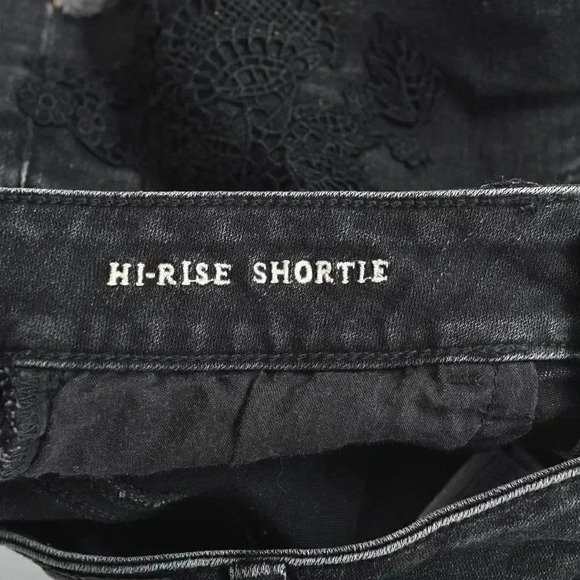 American Eagle Black Hi-Rise Shortie Shorts Lace Detail Super Stretch Size 4 - Picture 9 of 10